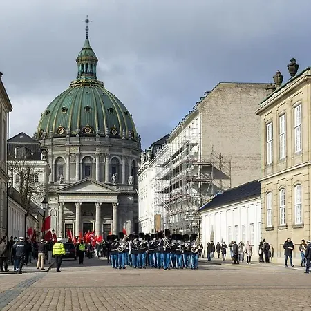Stylish - Walk To Tivoli - Cafes アパート *