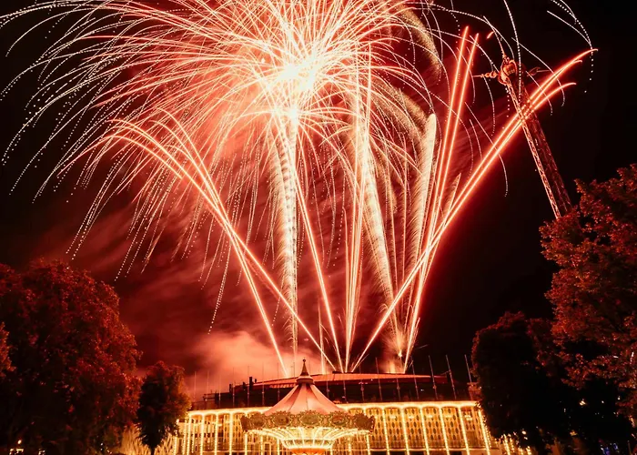 Stylish - Walk To Tivoli - Cafes アパート コペンハーゲン