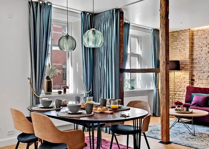 Stylish - Walk To Tivoli - Cafes *