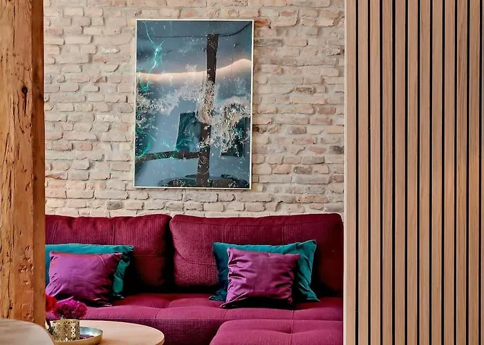 Stylish - Walk To Tivoli - Cafes アパート