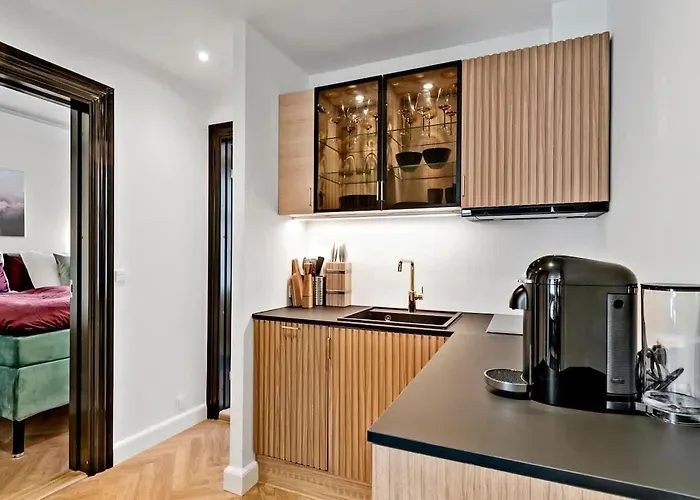 Stylish - Walk To Tivoli - Cafes アパート