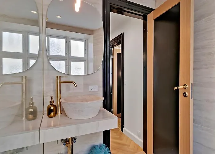 Stylish - Walk To Tivoli - Cafes コペンハーゲン