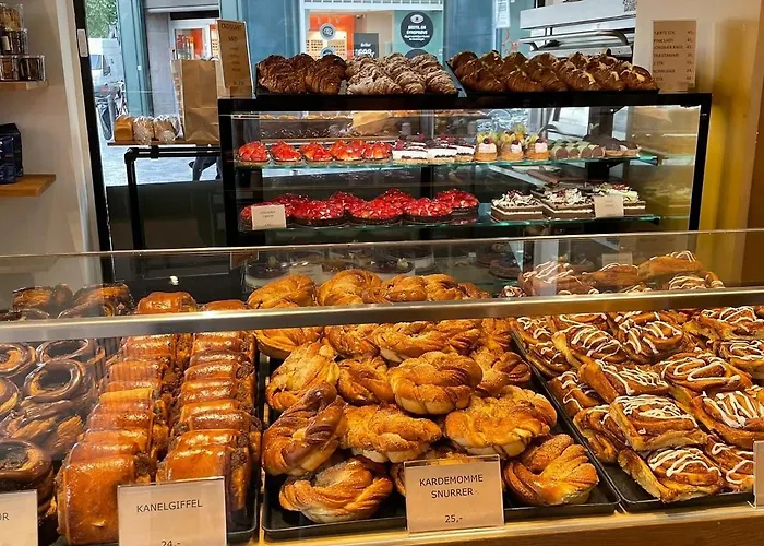 Stylish - Walk To Tivoli - Cafes *